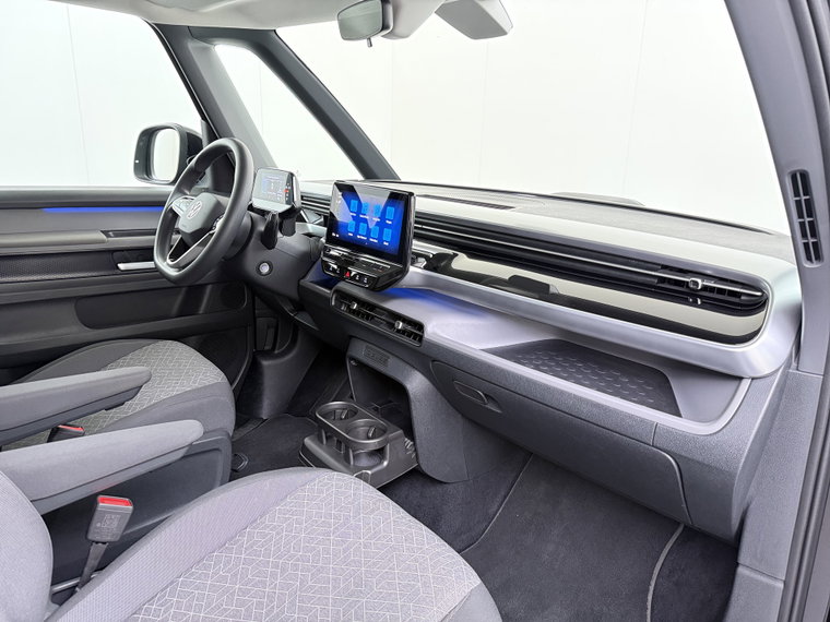 Vehicle Image 37