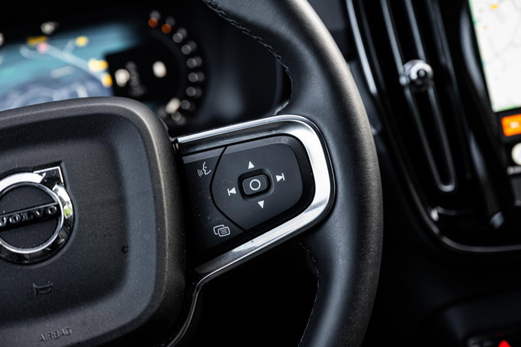 Vehicle Image 28