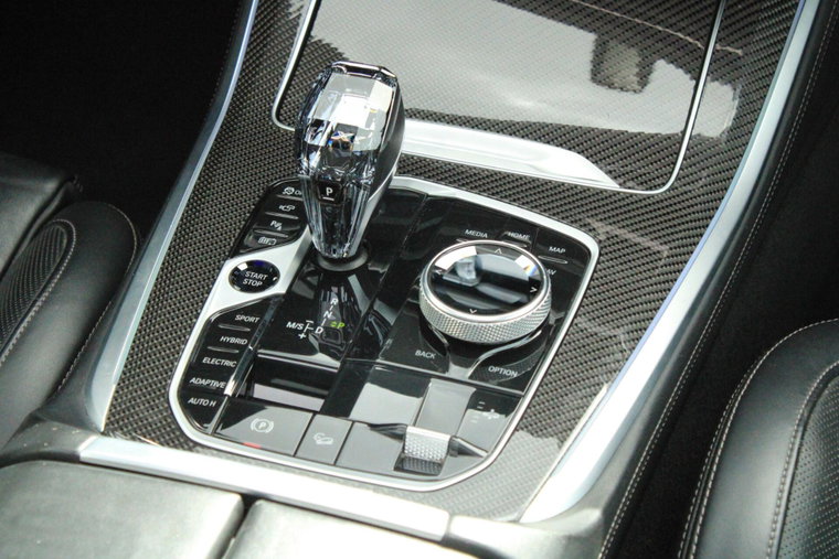 Vehicle Image 23