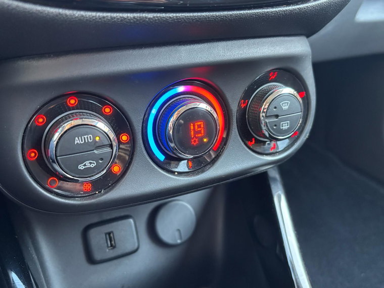 Vehicle Image 29
