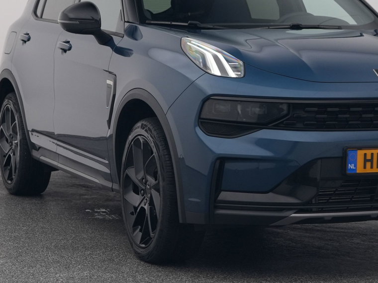 Vehicle Image 17