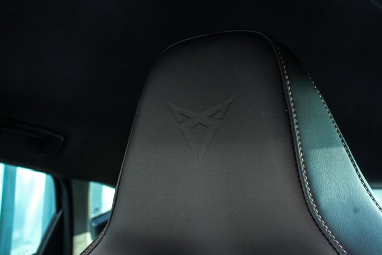 Vehicle Image 19