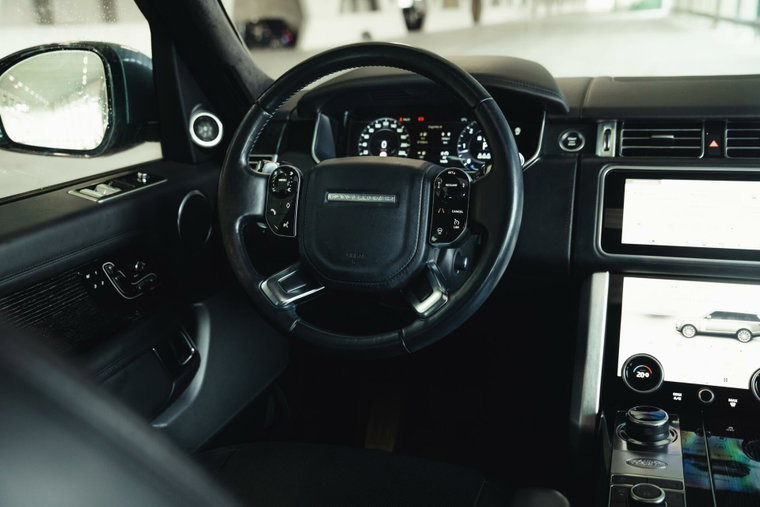 Vehicle Image 8