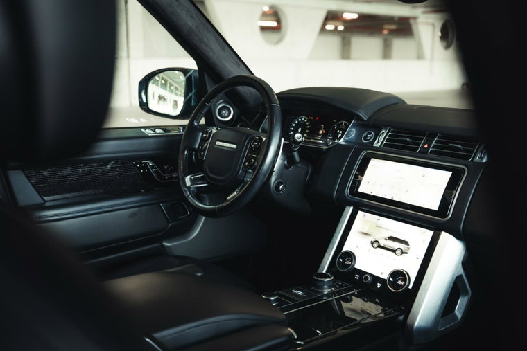 Vehicle Image 9
