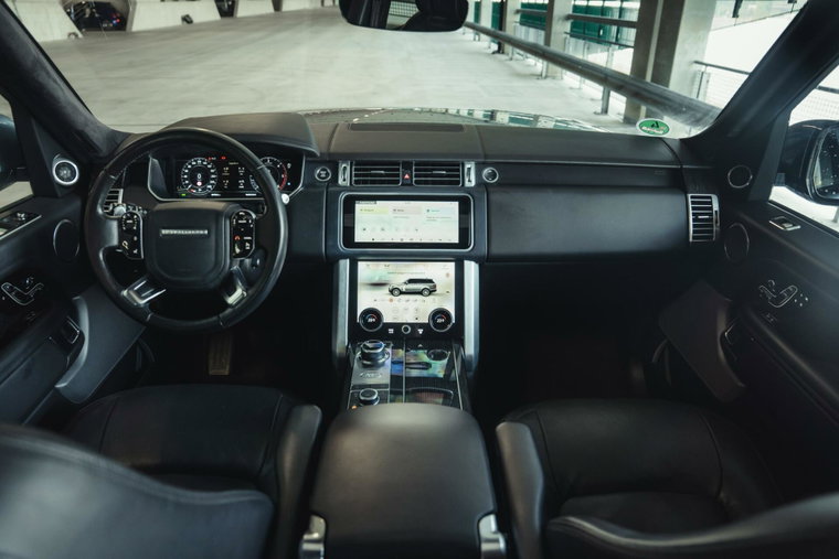 Vehicle Image 10