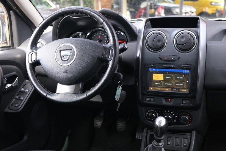 Vehicle Image 27