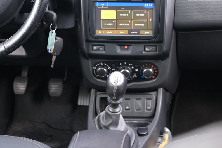 Vehicle Image 28