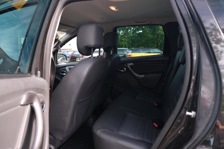 Vehicle Image 39