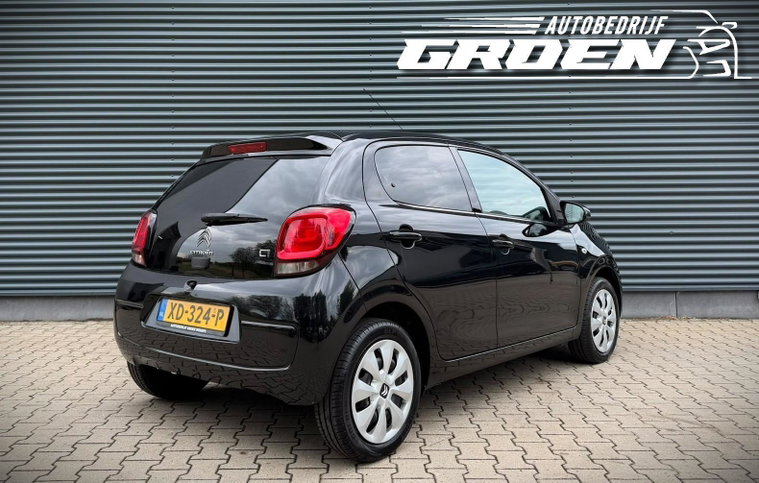 Vehicle Image 8