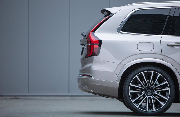 Vehicle Image 19