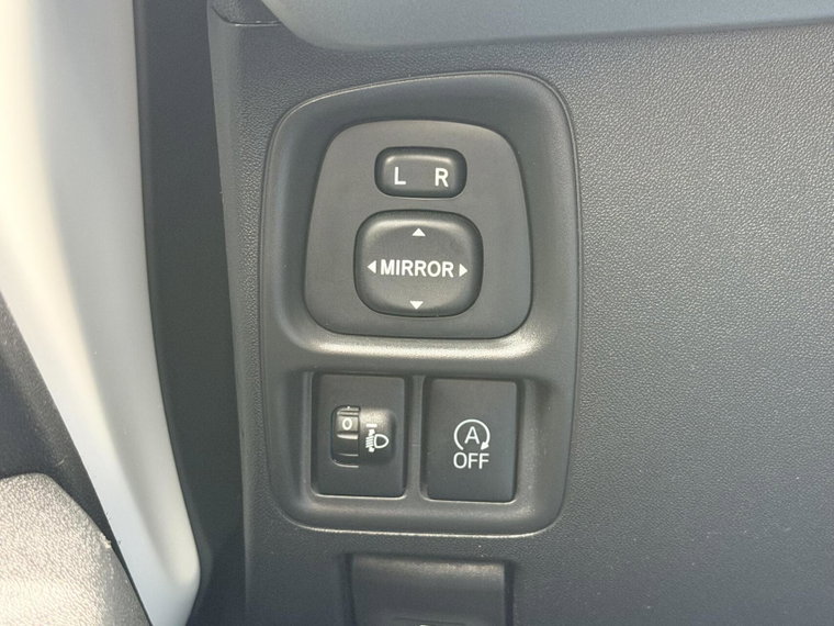 Vehicle Image 26