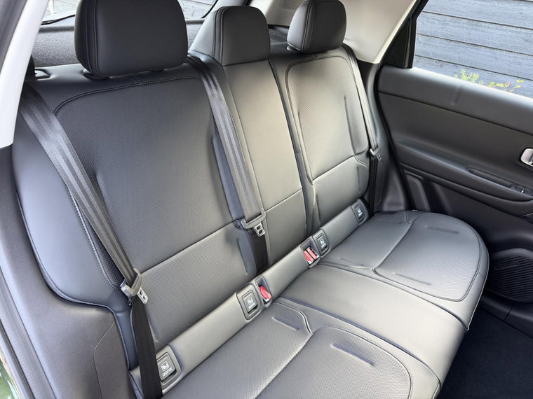 Vehicle Image 18