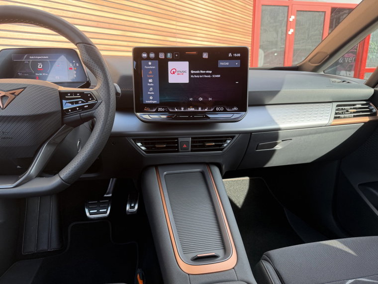Vehicle Image 31