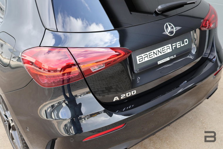 Vehicle Image 30