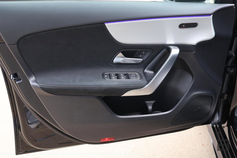 Vehicle Image 53