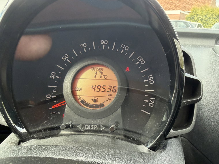 Vehicle Image 28