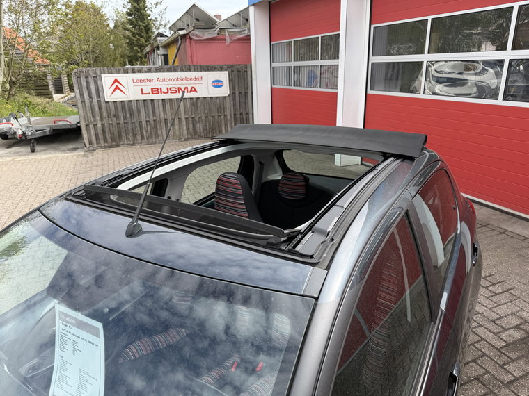 Vehicle Image 34