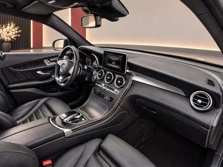 Vehicle Image 40