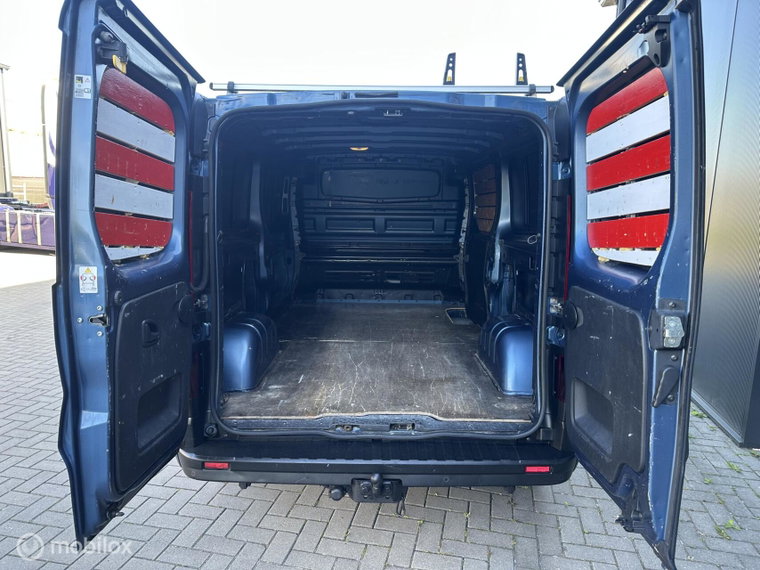 Vehicle Image 17