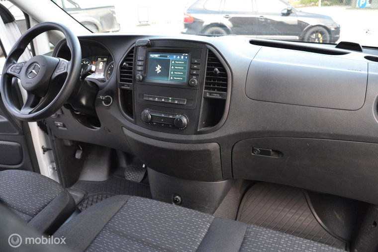 Vehicle Image 45