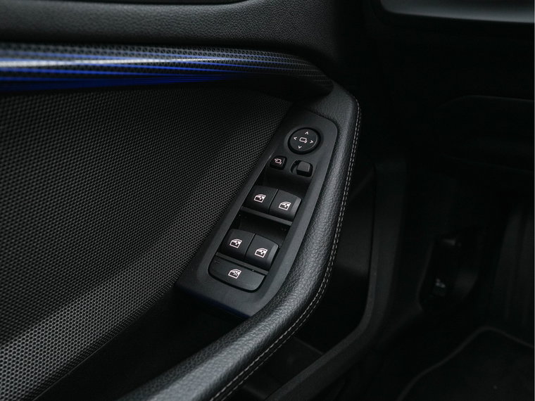Vehicle Image 27