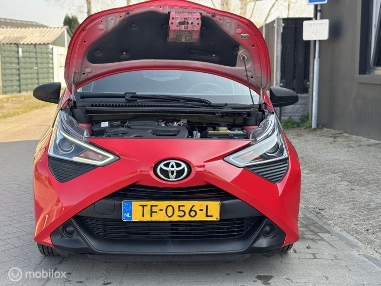 Vehicle Image 19