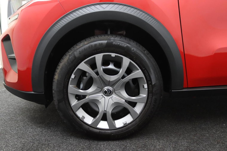 Vehicle Image 30