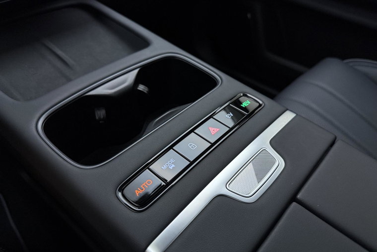 Vehicle Image 35
