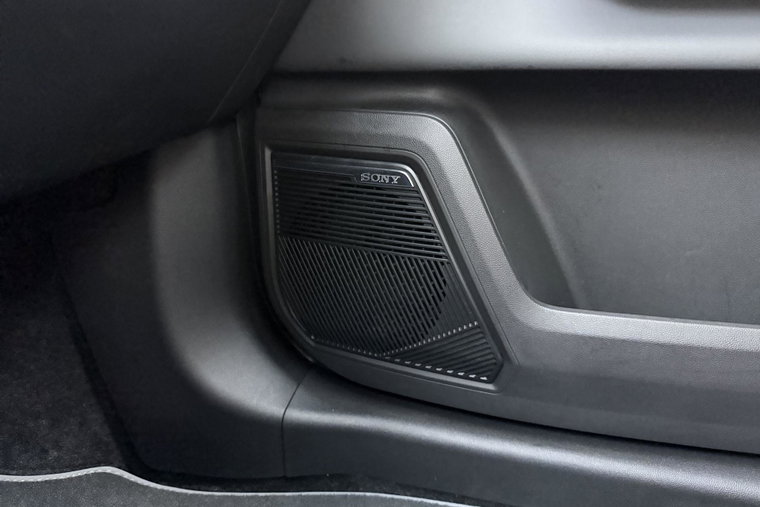 Vehicle Image 37