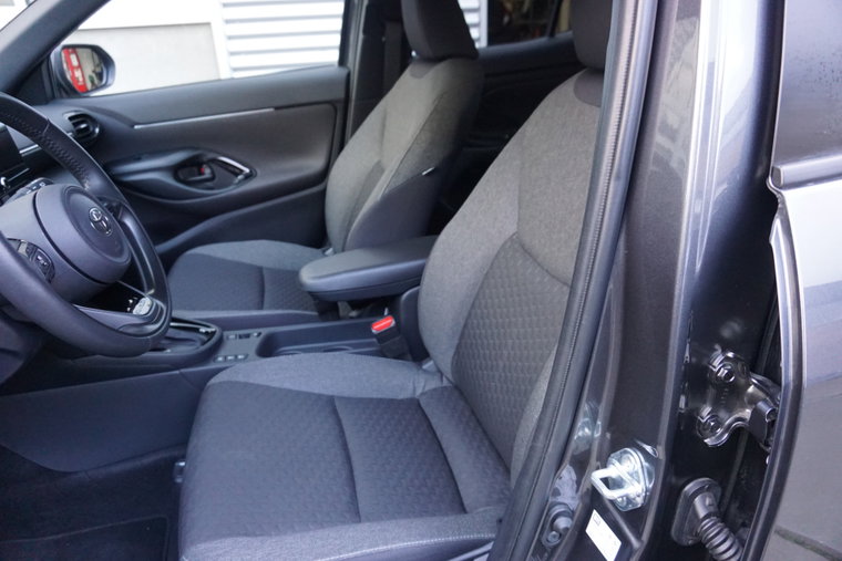 Vehicle Image 19