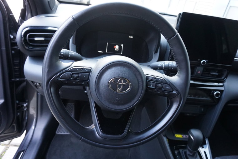 Vehicle Image 22