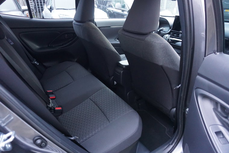 Vehicle Image 11