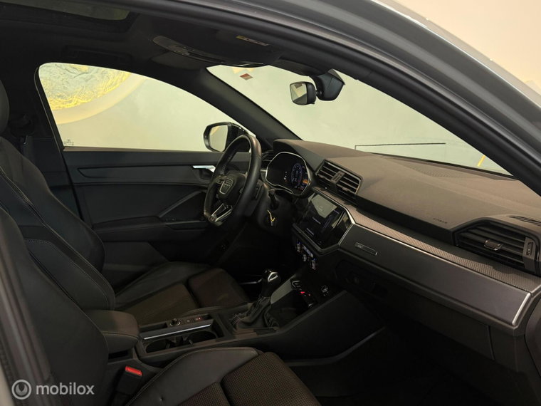 Vehicle Image 28