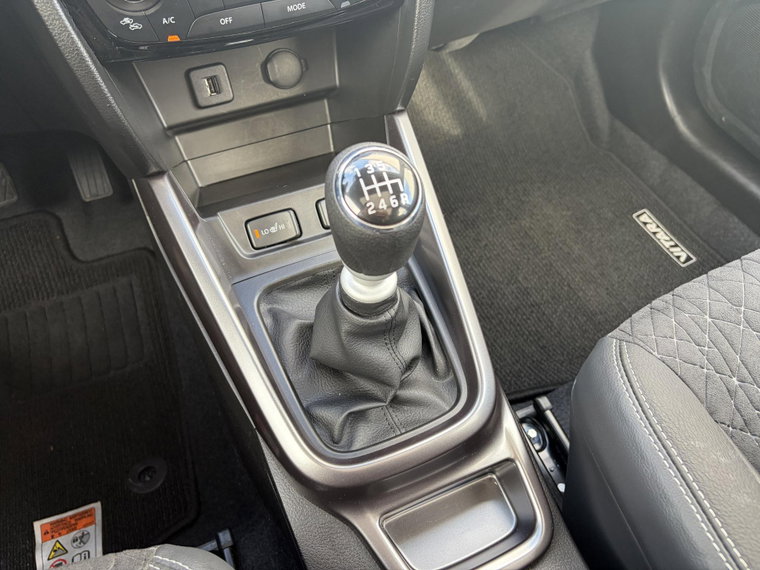 Vehicle Image 37