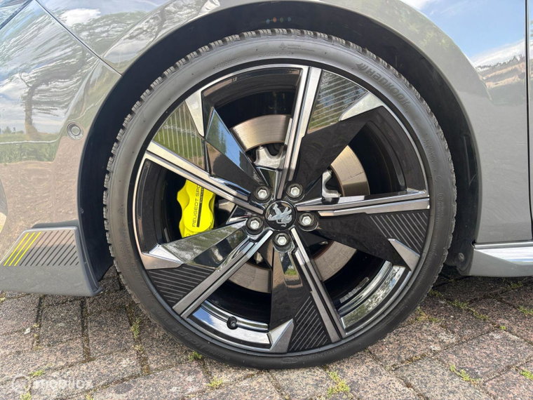Vehicle Image 23