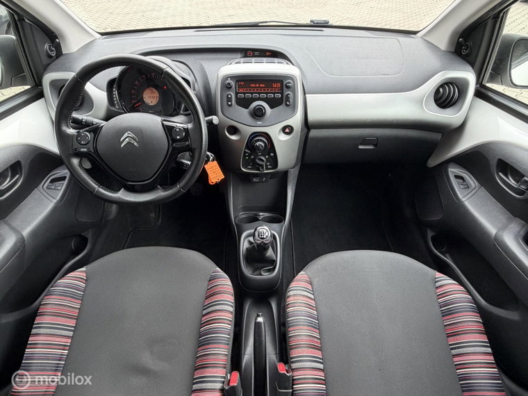 Vehicle Image 14