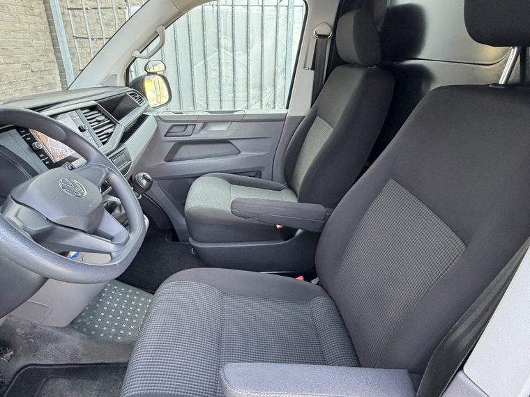 Vehicle Image 22