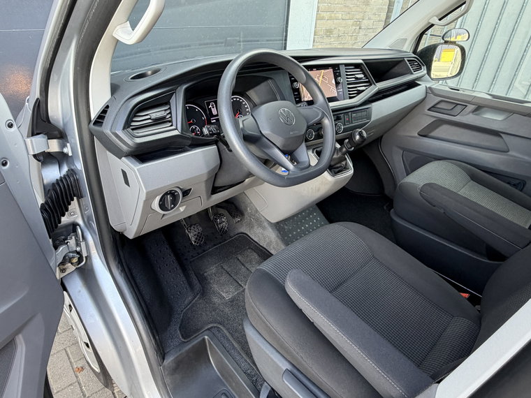 Vehicle Image 40