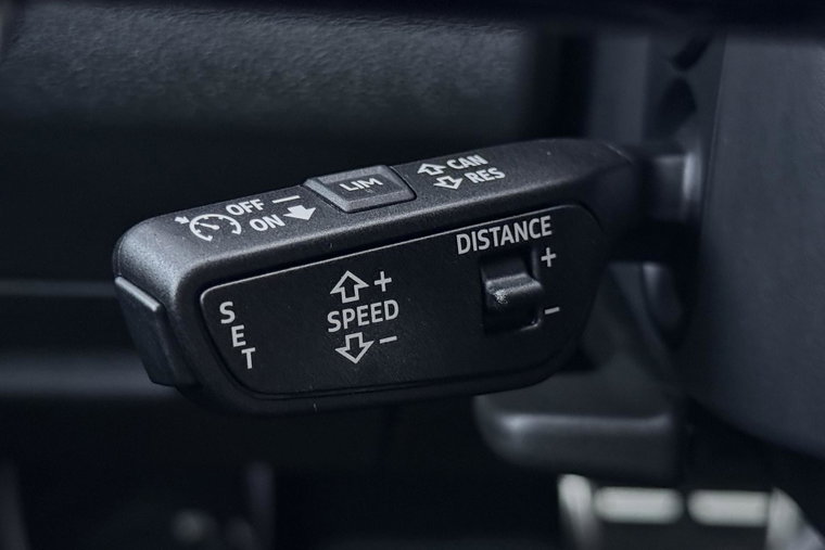 Vehicle Image 46