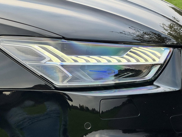 Vehicle Image 35