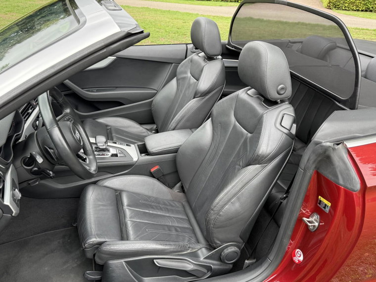 Vehicle Image 31