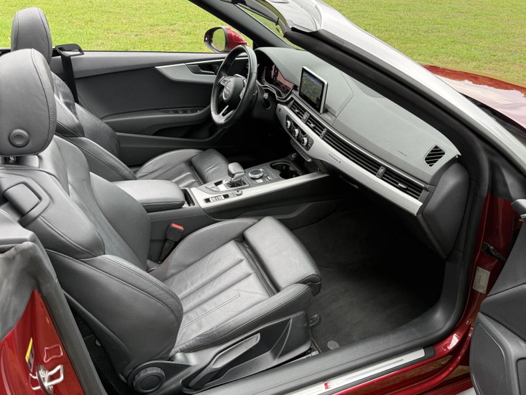 Vehicle Image 33