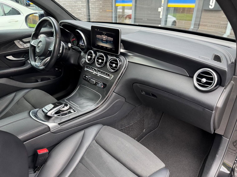 Vehicle Image 39