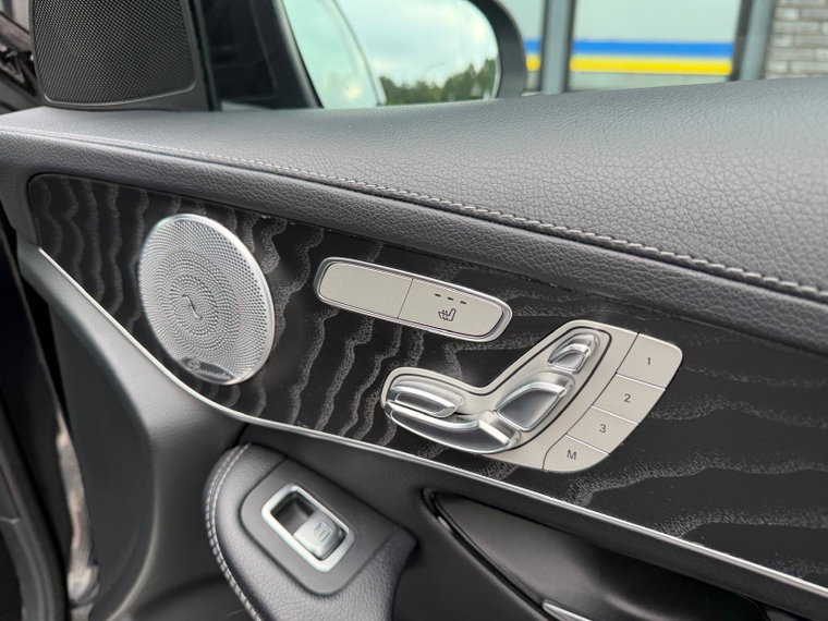 Vehicle Image 40