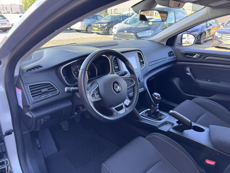 Vehicle Image 22