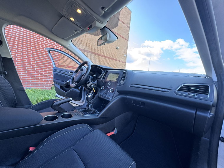 Vehicle Image 31