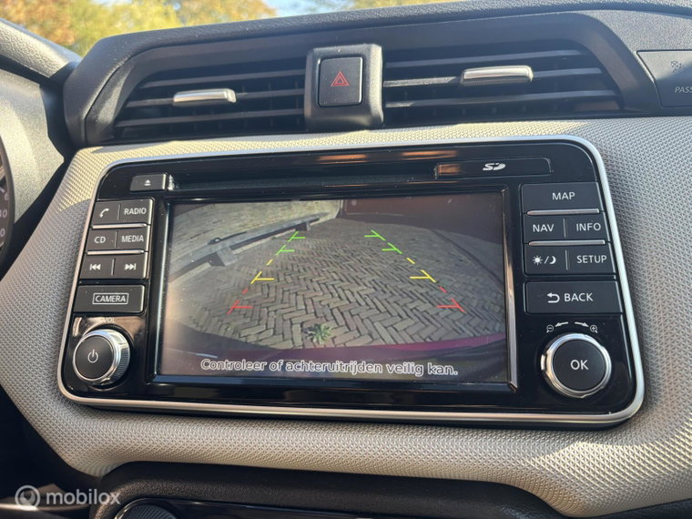 Vehicle Image 17