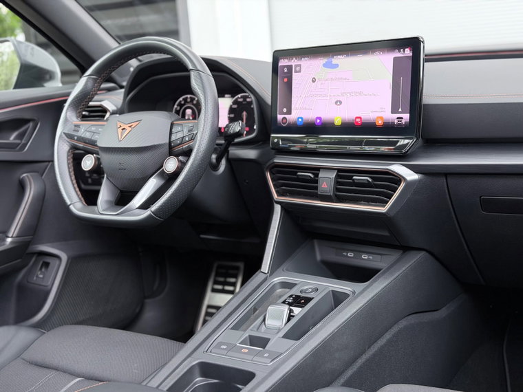 Vehicle Image 19