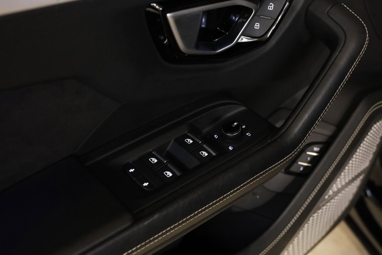Vehicle Image 53