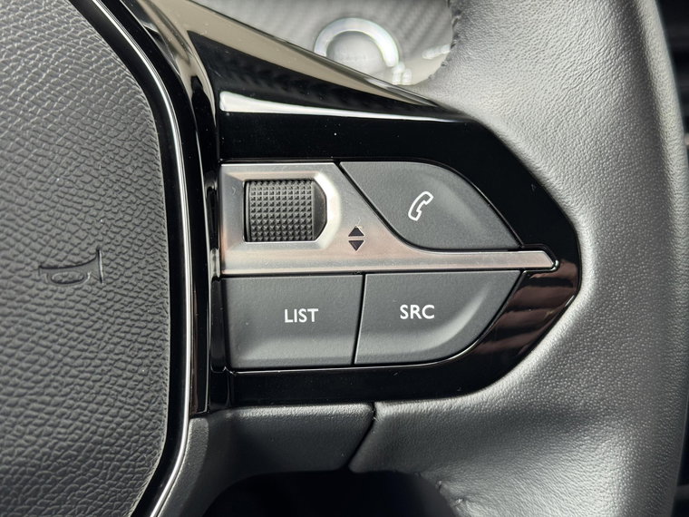 Vehicle Image 27